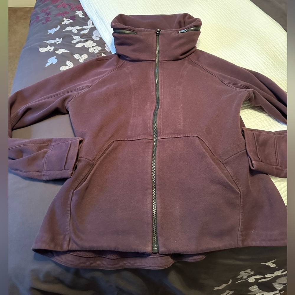 Lululemon jacket/hoodie size 6 purple